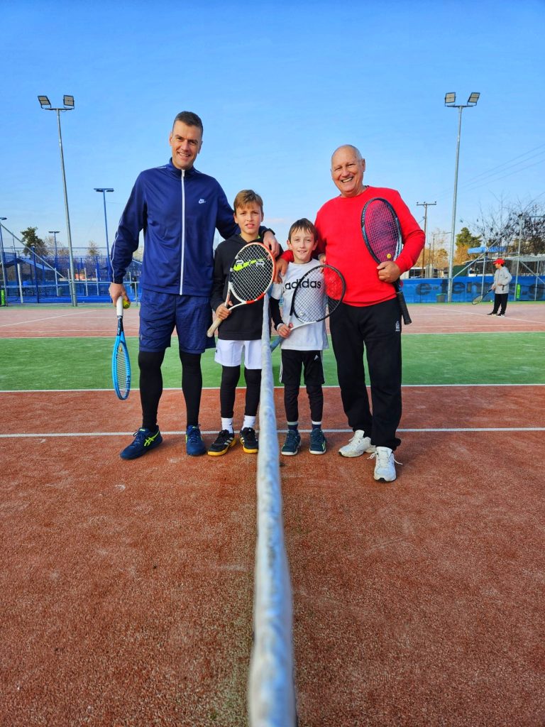 Tennislife Club Christmas Family Doubles