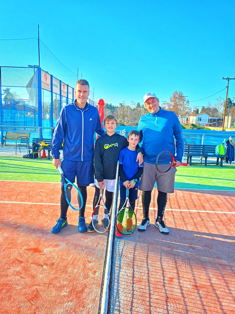 Tennislife Club Christmas Family Doubles