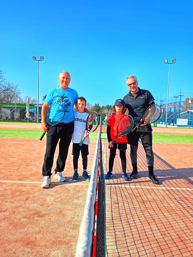 Tennislife Club Christmas Family Doubles